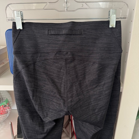 OUTDOOR VOICES TechSweat Core 3/4 Leggings - Picture 5 of 6